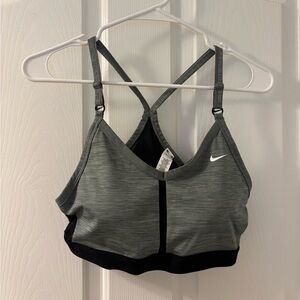 Nike dry fit sports bra. Never been worn.